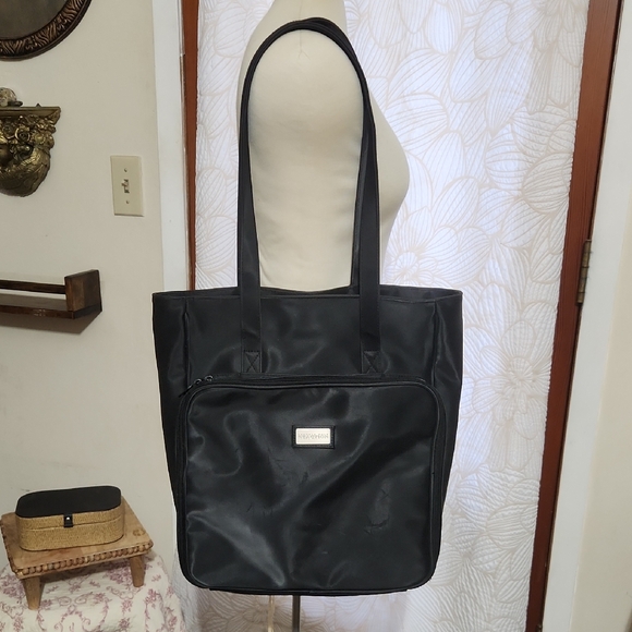 Kenneth Cole Reaction Handbags - Kenneth Cole Reaction Black Tote Travel Carry On Bag